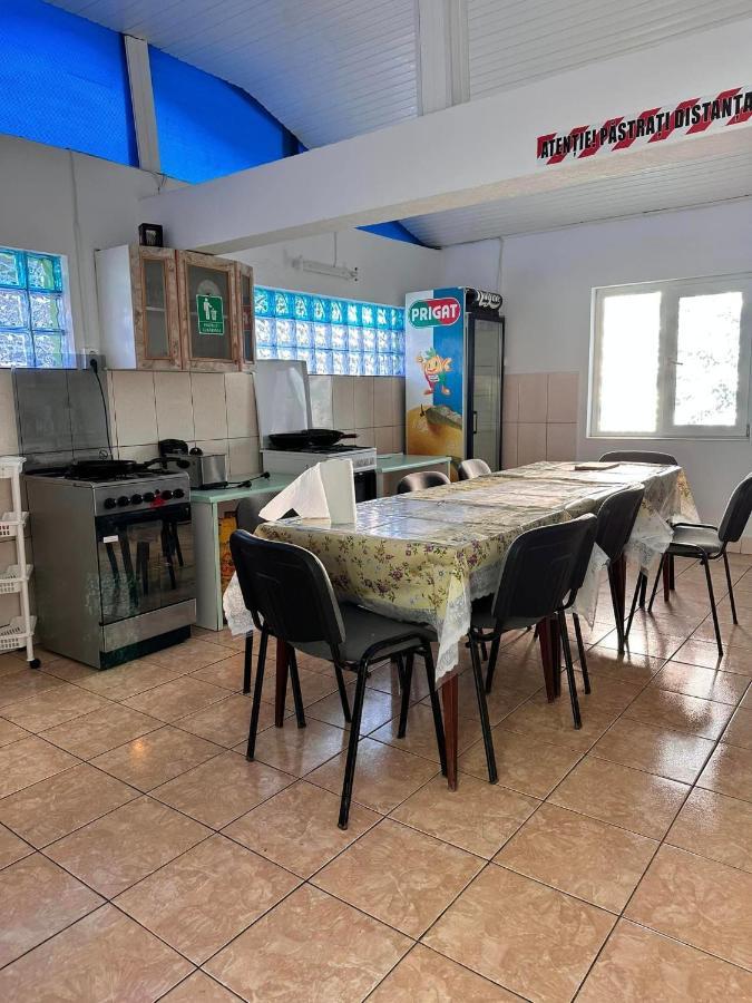 Casa Bucuria Hotel Костинещи Екстериор снимка